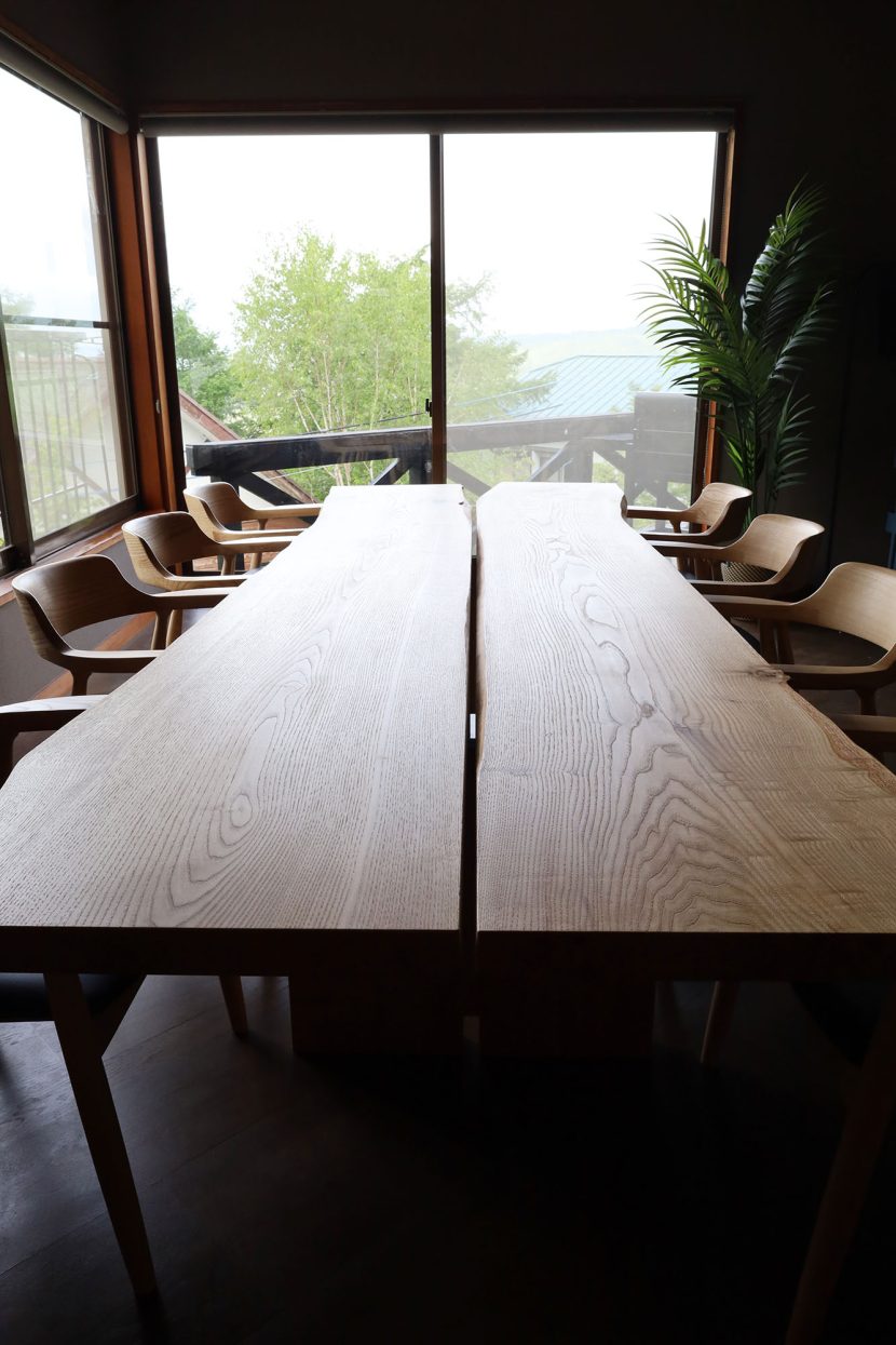 一枚板 ダイニングテーブル 耳付き オーダー家具